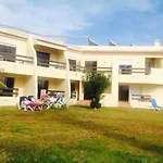 Da Lota - Beachfront Hotel Manta Rota
