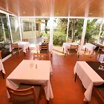 Da Lota - Beachfront Hotel 3*