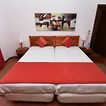 Da Lota - Beachfront Hotel Manta Rota