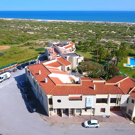Otel Da Lota - Beachfront Manta Rota