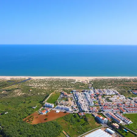 Da Lota - Beachfront 3* Manta Rota