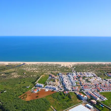 Praia Da Lota - Beachfront