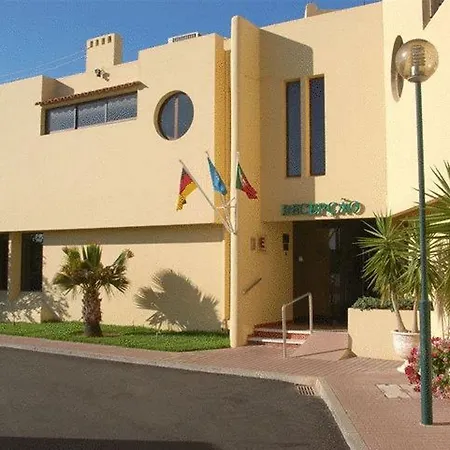 Praia Da Lota - Beachfront Hotel