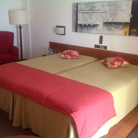 Hotel Da Lota - Beachfront Manta Rota