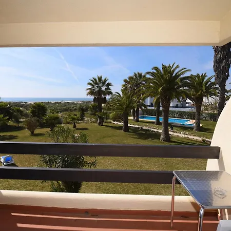 Da Lota - Beachfront מלון 3*